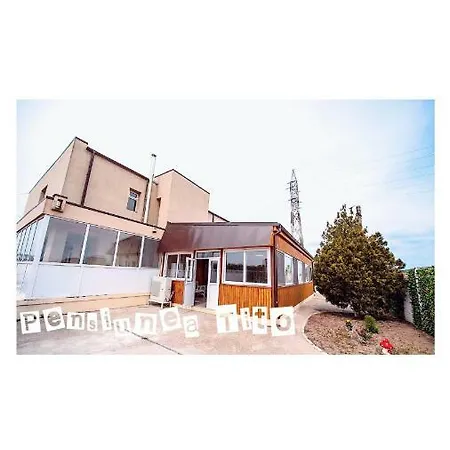 Tito Guest house *